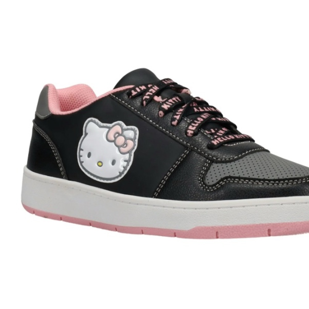 Hello Kitty Bundle - Picture 3 of 4